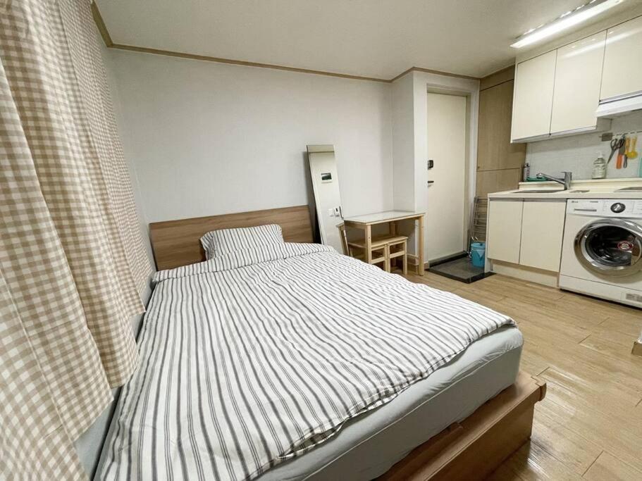Evergreen Studio Apartment